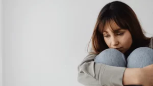 Quem trata depressão psicólogo ou psiquiatra