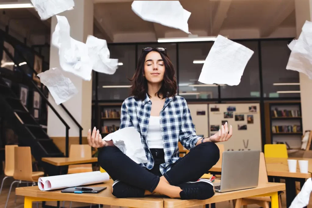 Técnicas de meditação para diminuir o estresse no trabalho